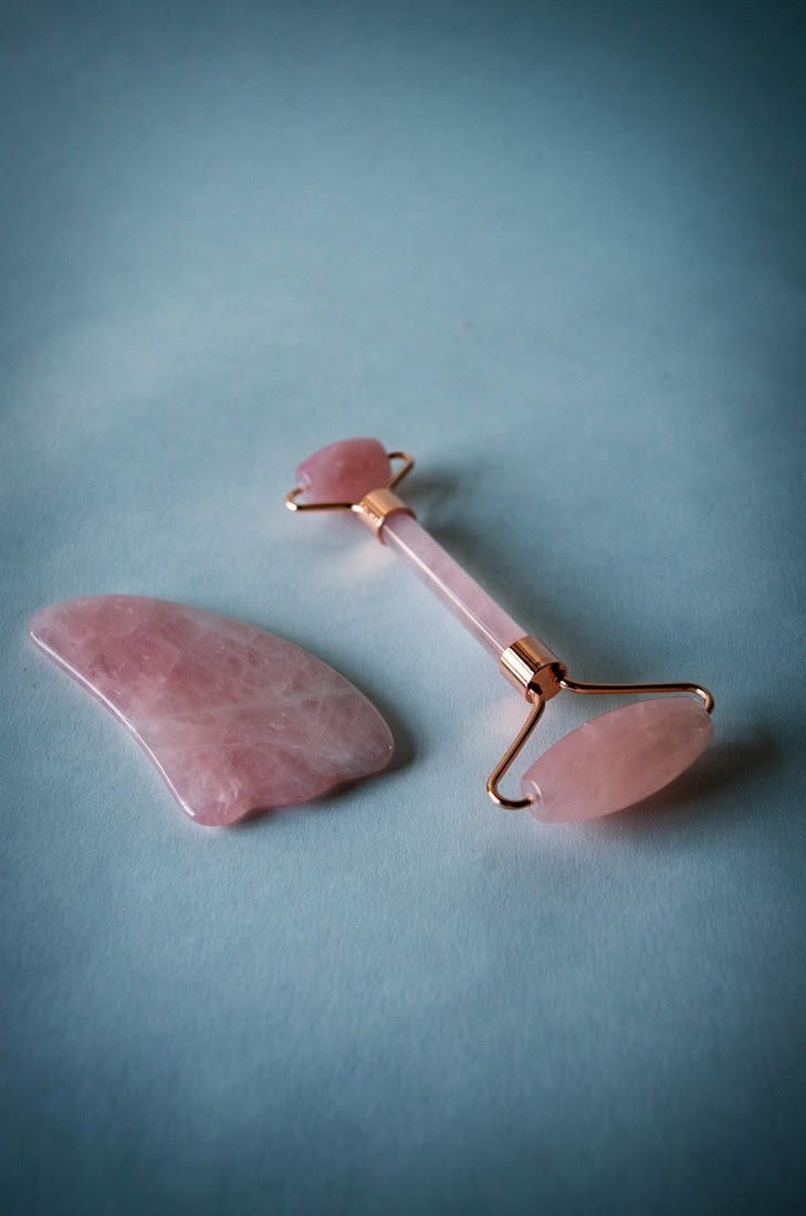 Rose Quartz Facial Roller & Gua Sha